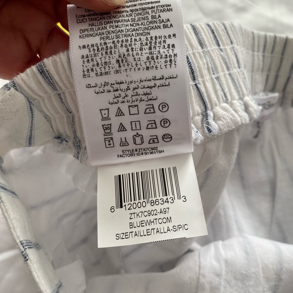 BCBGeneration linen blend shorts - Picture 7 of 7